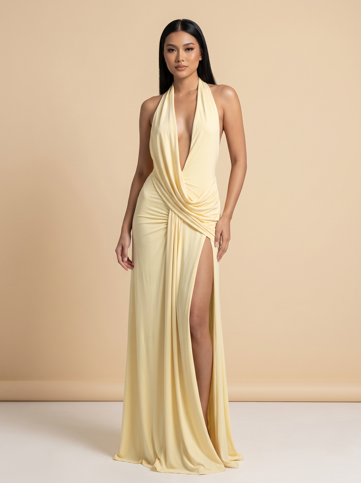 Aurore – Robe longue licou col bénitier