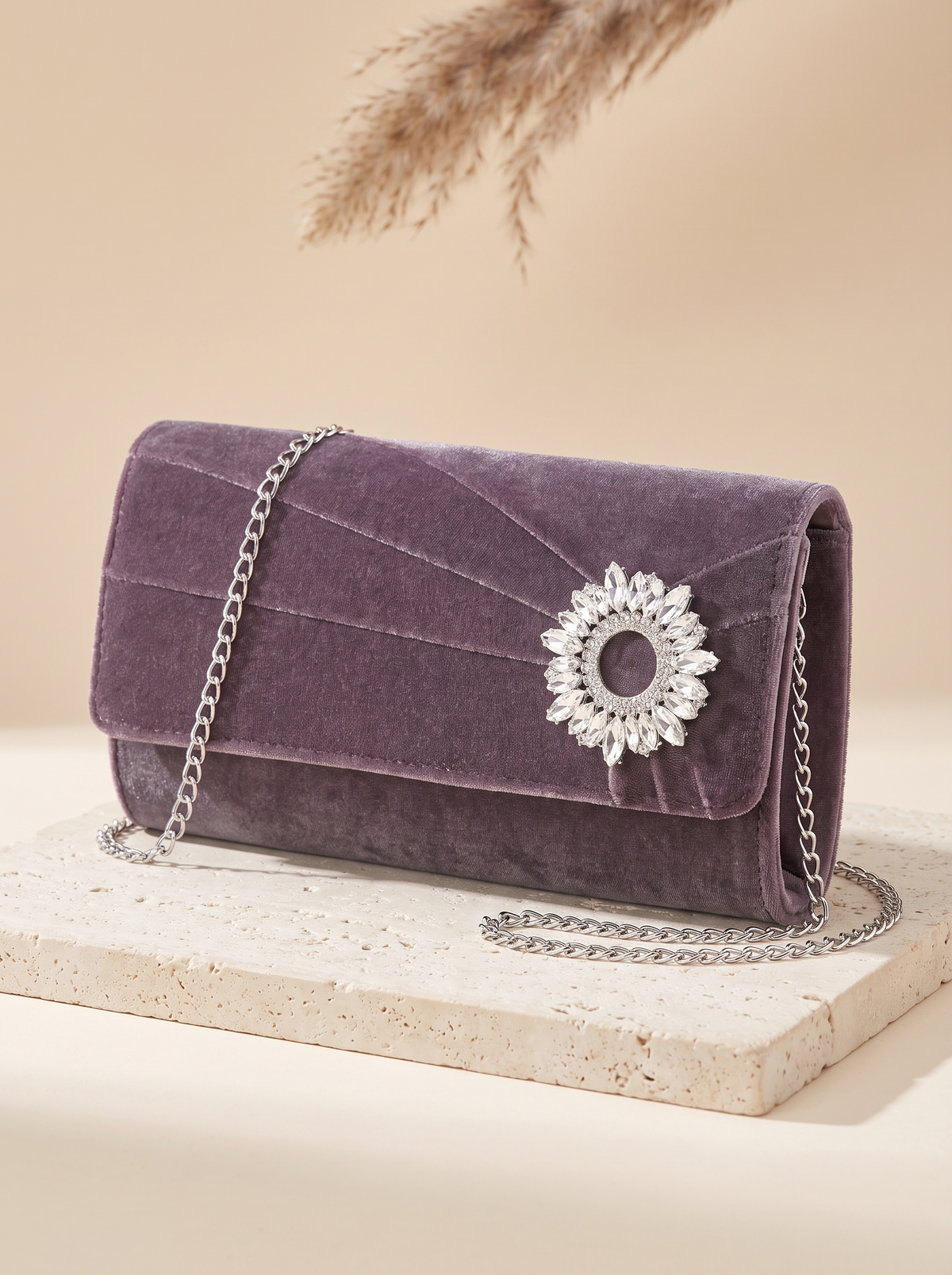 Pochette Opéra en velours – Violet – détail produit